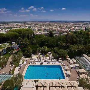 Курортный комплекс Cavalieri, A Waldorf Astoria, Рим