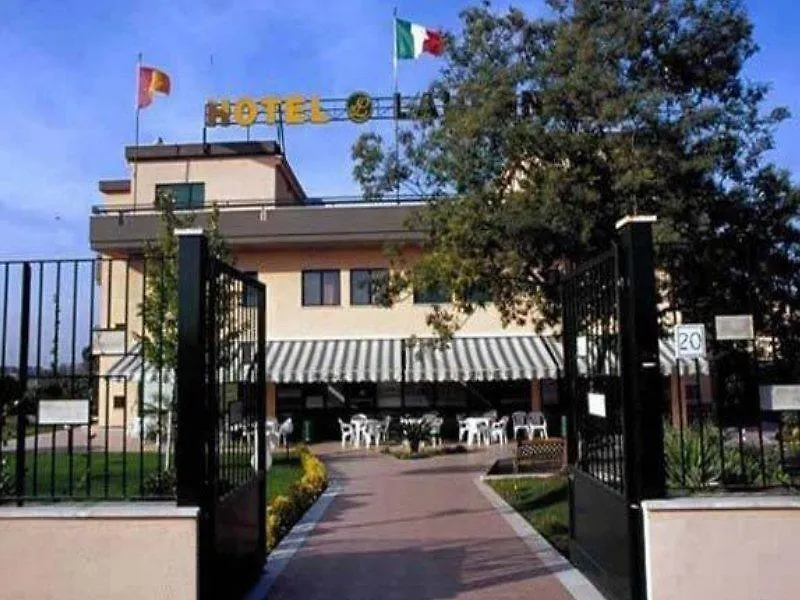 Hotel Laurence Rome