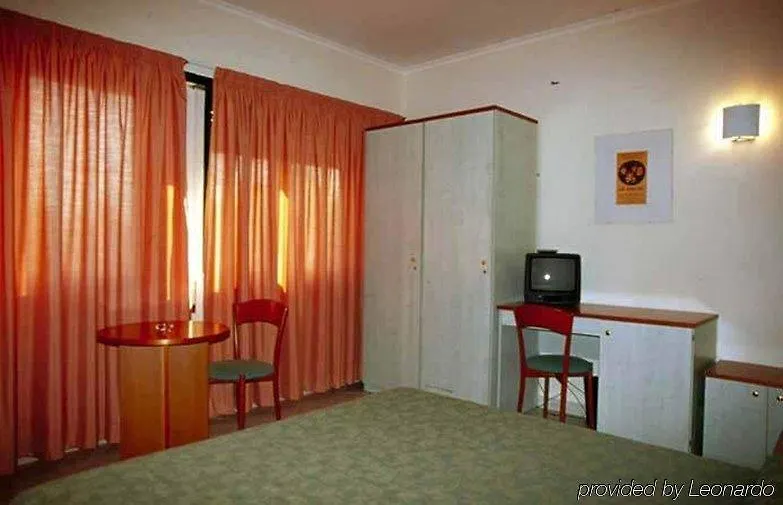 Hotel Laurence Rome 3*,