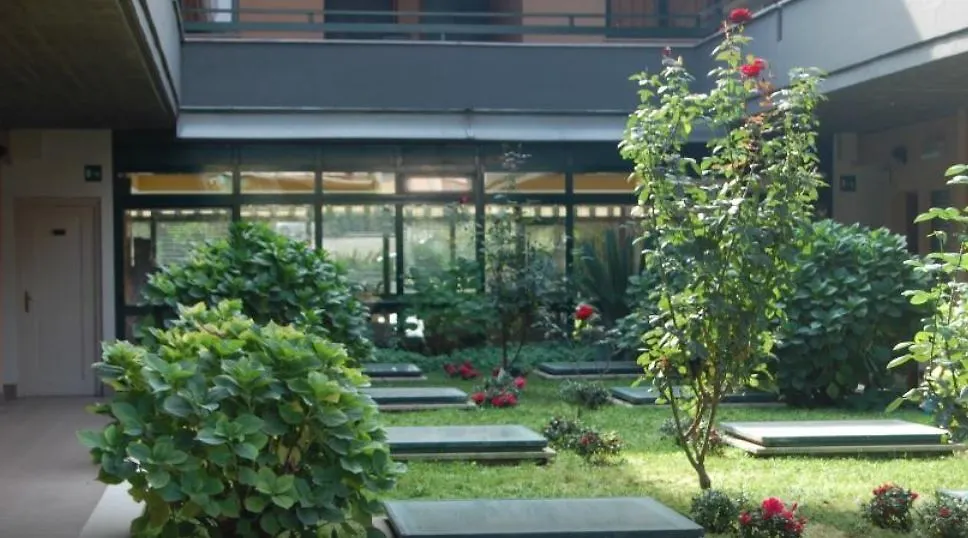 ***  Hotel Laurence Rome Italy