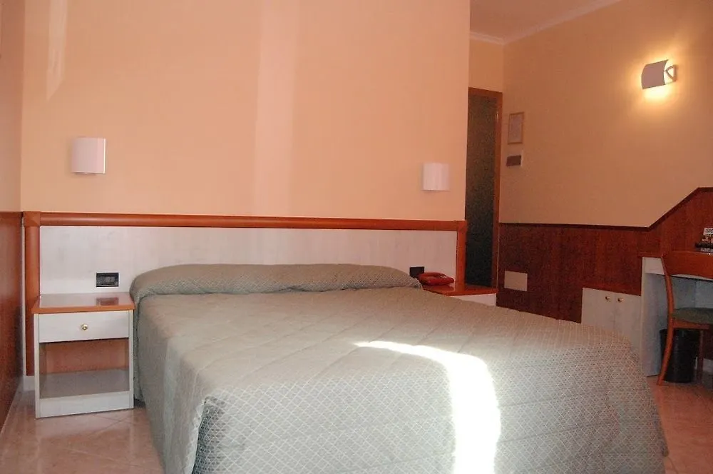 Hotel Laurence Rome