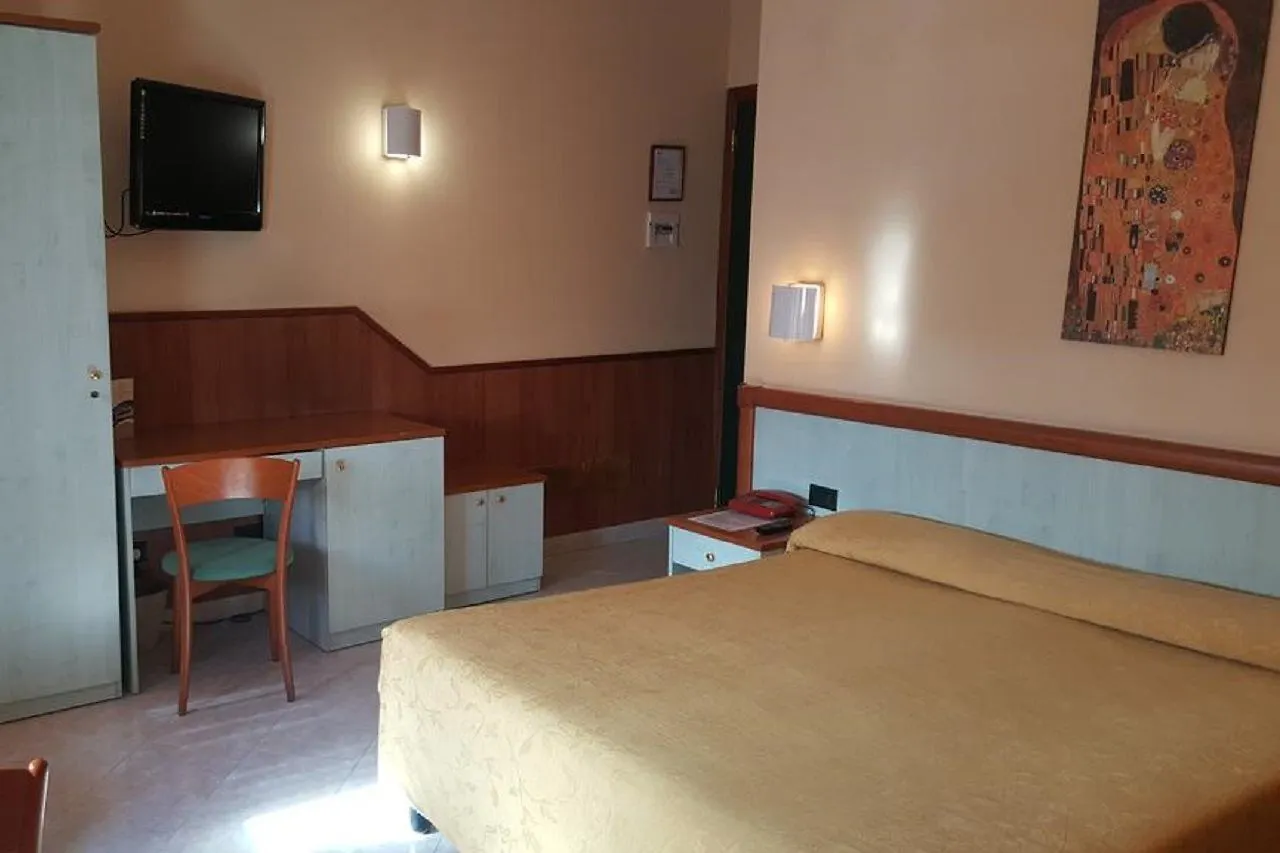 Hotel Laurence Rome